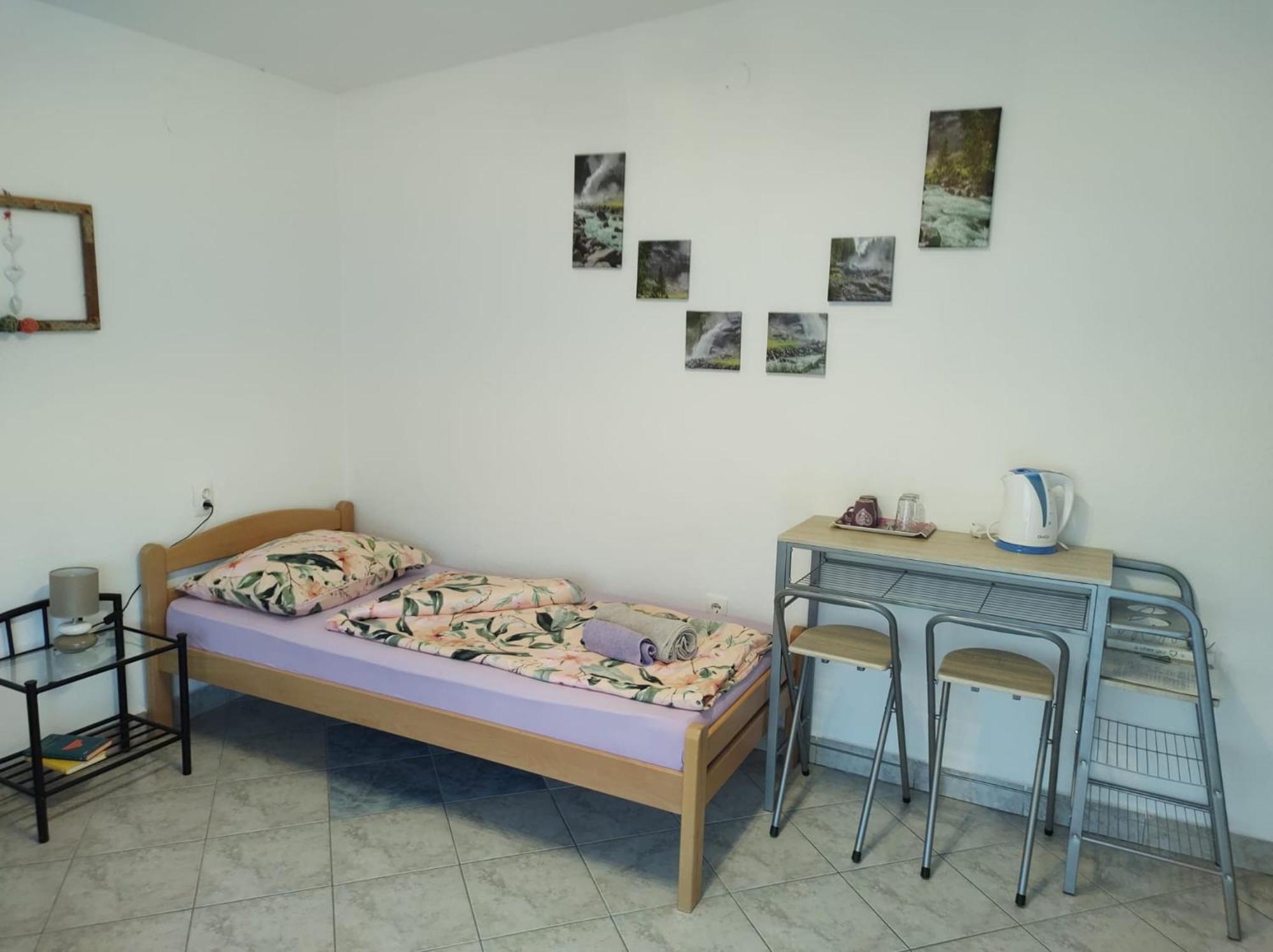 Apartment Ada Bed & Breakfast Gračac Rom bilde